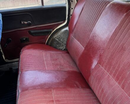 Белый Москвич / АЗЛК 2137, объемом двигателя 0 л и пробегом 300 тыс. км за 500 $, фото 11 на Automoto.ua