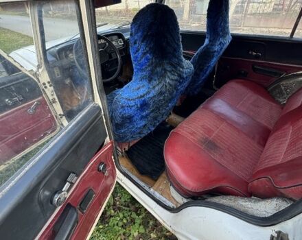 Белый Москвич / АЗЛК 2137, объемом двигателя 0 л и пробегом 300 тыс. км за 500 $, фото 10 на Automoto.ua