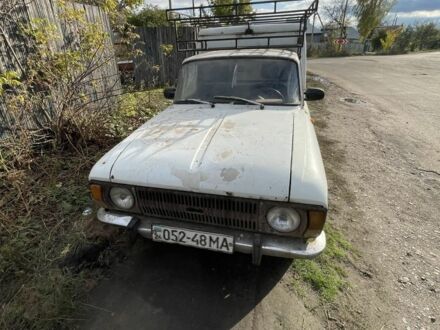 Москвич / АЗЛК 2137 1986 в Смеле на Automoto.ua Белый Москвич / АЗЛК 2137, объемом двигателя 0 л и пробегом 90 тыс. км за 333 $, фото 1 на Automoto.ua