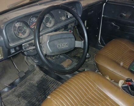 Белый Москвич / АЗЛК 2140, объемом двигателя 1.5 л и пробегом 40 тыс. км за 476 $, фото 3 на Automoto.ua