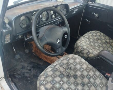 Москвич / АЗЛК 2140 1982 у Богодухове на Automoto.ua Білий Москвич / АЗЛК 2140, об'ємом двигуна 0 л та пробігом 10 тис. км за 400 $, фото 1 на Automoto.ua