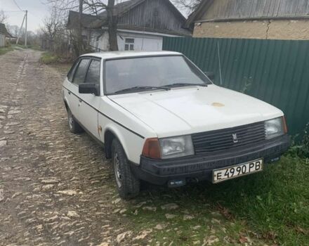 Белый Москвич / АЗЛК 2140, объемом двигателя 10 л и пробегом 111 тыс. км за 500 $, фото 2 на Automoto.ua