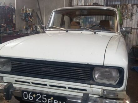 Москвич / АЗЛК 2140 1981 в Шепетовке на Automoto.ua Белый Москвич / АЗЛК 2140, объемом двигателя 1.5 л и пробегом 1 тыс. км за 550 $, фото 1 на Automoto.ua