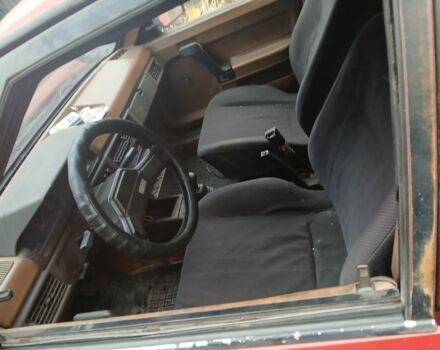 Красный Москвич / АЗЛК 2140, объемом двигателя 2 л и пробегом 1000 тыс. км за 345 $, фото 6 на Automoto.ua