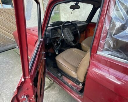 Красный Москвич / АЗЛК 2140, объемом двигателя 1.5 л и пробегом 50 тыс. км за 300 $, фото 4 на Automoto.ua