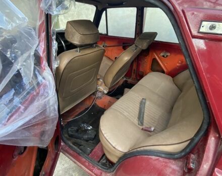 Красный Москвич / АЗЛК 2140, объемом двигателя 1.5 л и пробегом 50 тыс. км за 300 $, фото 3 на Automoto.ua