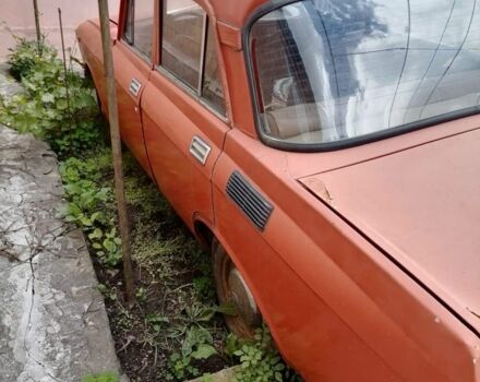 Москвич / АЗЛК 2140 1979 в Николаеве на Automoto.ua Красный Москвич / АЗЛК 2140, объемом двигателя 1.5 л и пробегом 100 тыс. км за 365 $, фото 3 на Automoto.ua