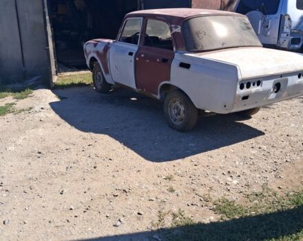 Москвич / АЗЛК 2140 1987 в Вольнянске на Automoto.ua Красный Москвич / АЗЛК 2140, объемом двигателя 1.5 л и пробегом 1 тыс. км за 49 $, фото 5 на Automoto.ua