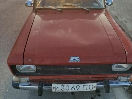 Москвич / АЗЛК 2140 1961 в Полтаве на Automoto.ua Красный Москвич / АЗЛК 2140, объемом двигателя 0 л и пробегом 2 тыс. км за 317 $, фото 1 на Automoto.ua