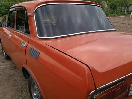 Москвич / АЗЛК 2140 1976 у Харкові на Automoto.ua Червоний Москвич / АЗЛК 2140, об'ємом двигуна 0 л та пробігом 1000 тис. км за 600 $, фото 1 на Automoto.ua