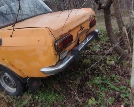 Желтый Москвич / АЗЛК 2140, объемом двигателя 1.5 л и пробегом 1 тыс. км за 320 $, фото 2 на Automoto.ua