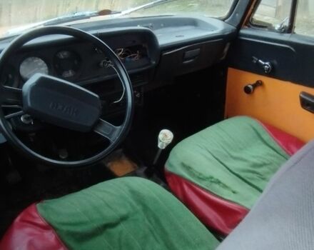 Желтый Москвич / АЗЛК 2140, объемом двигателя 1.5 л и пробегом 1 тыс. км за 356 $, фото 4 на Automoto.ua