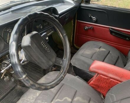 Москвич / АЗЛК 2140 1982 у Дніпро (Дніпропетровську) на Automoto.ua Жовтий Москвич / АЗЛК 2140, об'ємом двигуна 1.5 л та пробігом 250 тис. км за 287 $, фото 3 на Automoto.ua