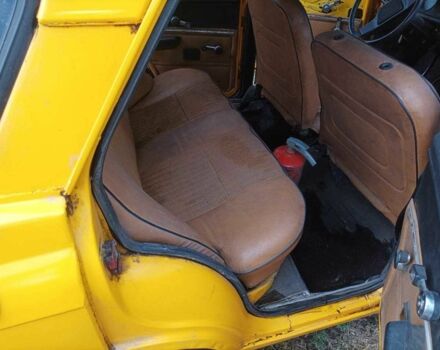 Желтый Москвич / АЗЛК 2140, объемом двигателя 0 л и пробегом 1000 тыс. км за 550 $, фото 9 на Automoto.ua