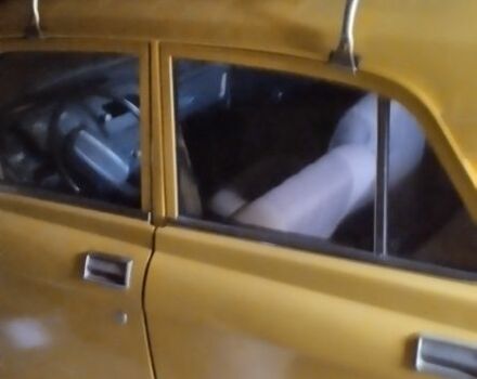 Москвич / АЗЛК 2140 1983 у Белой Церкве на Automoto.ua Жовтий Москвич / АЗЛК 2140, об'ємом двигуна 0 л та пробігом 1 тис. км за 800 $, фото 2 на Automoto.ua