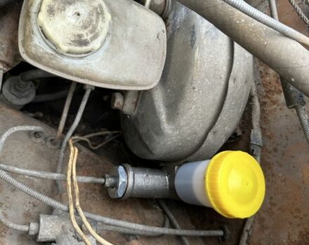 Москвич / АЗЛК 2140 1983 в Перемышлянах на Automoto.ua Желтый Москвич / АЗЛК 2140, объемом двигателя 1.5 л и пробегом 200 тыс. км за 300 $, фото 7 на Automoto.ua