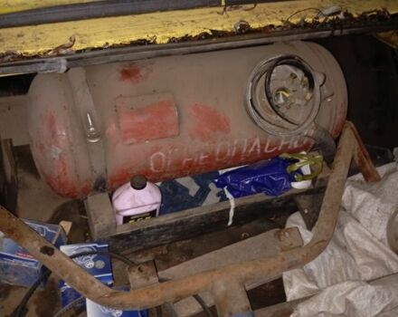 Желтый Москвич / АЗЛК 2140, объемом двигателя 0 л и пробегом 150 тыс. км за 190 $, фото 3 на Automoto.ua