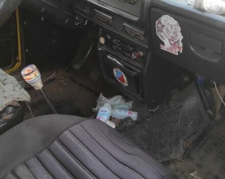 Москвич / АЗЛК 2140 1984 в Марганце на Automoto.ua Желтый Москвич / АЗЛК 2140, объемом двигателя 1 л и пробегом 1000 тыс. км за 400 $, фото 4 на Automoto.ua