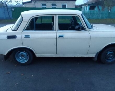 Желтый Москвич / АЗЛК 2140, объемом двигателя 1 л и пробегом 7 тыс. км за 357 $, фото 2 на Automoto.ua