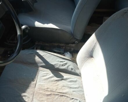 Желтый Москвич / АЗЛК 2140, объемом двигателя 1.5 л и пробегом 145 тыс. км за 291 $, фото 4 на Automoto.ua