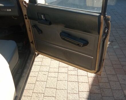 Желтый Москвич / АЗЛК 2140, объемом двигателя 1.5 л и пробегом 145 тыс. км за 291 $, фото 6 на Automoto.ua