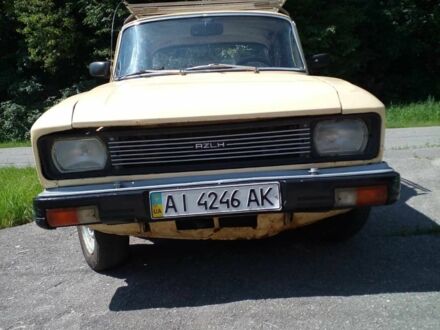 Москвич / АЗЛК 2140 1986 у Белой Церкве на Automoto.ua Жовтий Москвич / АЗЛК 2140, об'ємом двигуна 0 л та пробігом 300 тис. км за 242 $, фото 1 на Automoto.ua
