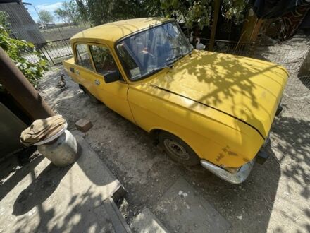 Москвич / АЗЛК 2140 1986 в Запорожье на Automoto.ua Желтый Москвич / АЗЛК 2140, объемом двигателя 0 л и пробегом 3 тыс. км за 207 $, фото 1 на Automoto.ua