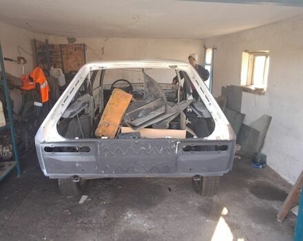 Оранжевый Москвич / АЗЛК 2140, объемом двигателя 2 л и пробегом 40 тыс. км за 1067 $, фото 9 на Automoto.ua