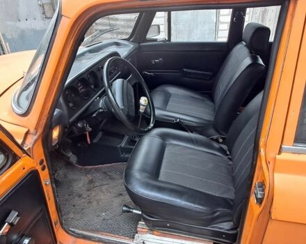 Оранжевый Москвич / АЗЛК 2140, объемом двигателя 2 л и пробегом 670 тыс. км за 1059 $, фото 3 на Automoto.ua