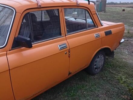 Москвич / АЗЛК 2140 1979 в Синельниковом на Automoto.ua Оранжевый Москвич / АЗЛК 2140, объемом двигателя 1 л и пробегом 1 тыс. км за 389 $, фото 1 на Automoto.ua