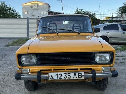 Москвич / АЗЛК 2140 1985 у Львові на Automoto.ua Помаранчевий Москвич / АЗЛК 2140, об'ємом двигуна 1.5 л та пробігом 135 тис. км за 1009 $, фото 1 на Automoto.ua