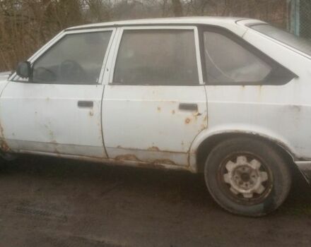 Білий Москвич / АЗЛК 2141, об'ємом двигуна 1 л та пробігом 199 тис. км за 356 $, фото 1 на Automoto.ua