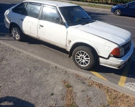 Белый Москвич / АЗЛК 2141, объемом двигателя 1.7 л и пробегом 800 тыс. км за 191 $, фото 3 на Automoto.ua