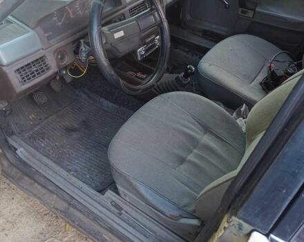 Белый Москвич / АЗЛК 2141, объемом двигателя 1.5 л и пробегом 1000 тыс. км за 333 $, фото 7 на Automoto.ua