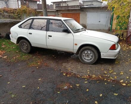 Белый Москвич / АЗЛК 2141, объемом двигателя 2 л и пробегом 70 тыс. км за 1100 $, фото 5 на Automoto.ua