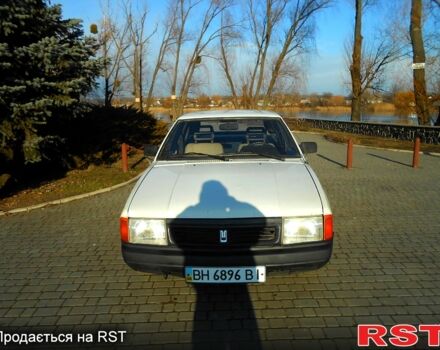 Белый Москвич / АЗЛК 2141, объемом двигателя 1.5 л и пробегом 0 тыс. км за 900 $, фото 1 на Automoto.ua