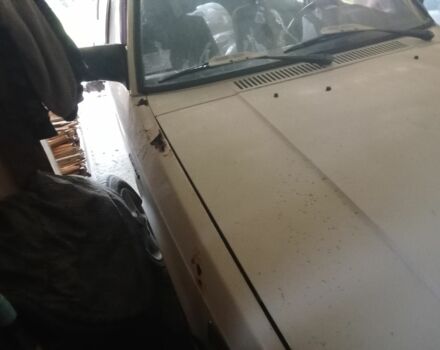 Белый Москвич / АЗЛК 2141, объемом двигателя 1.5 л и пробегом 10 тыс. км за 400 $, фото 2 на Automoto.ua