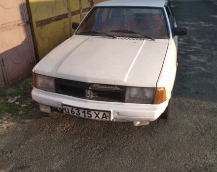 Москвич / АЗЛК 2141 1991 у Харкові на Automoto.ua Білий Москвич / АЗЛК 2141, об'ємом двигуна 1.7 л та пробігом 148 тис. км за 747 $, фото 1 на Automoto.ua