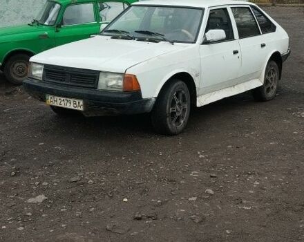 Белый Москвич / АЗЛК 2141, объемом двигателя 2 л и пробегом 1000 тыс. км за 643 $, фото 2 на Automoto.ua