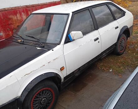 Москвич / АЗЛК 2141 1991 у Изюме на Automoto.ua Білий Москвич / АЗЛК 2141, об'ємом двигуна 1.6 л та пробігом 1 тис. км за 552 $, фото 2 на Automoto.ua