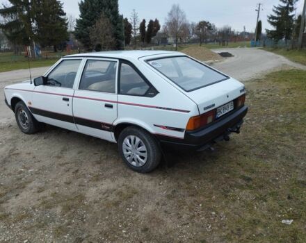 Білий Москвич / АЗЛК 2141, об'ємом двигуна 1.5 л та пробігом 173 тис. км за 970 $, фото 13 на Automoto.ua