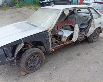 Білий Москвич / АЗЛК 2141, об'ємом двигуна 0 л та пробігом 123 тис. км за 300 $, фото 1 на Automoto.ua