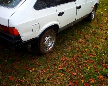 Белый Москвич / АЗЛК 2141, объемом двигателя 1.6 л и пробегом 180 тыс. км за 350 $, фото 5 на Automoto.ua