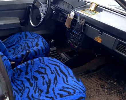 Белый Москвич / АЗЛК 2141, объемом двигателя 1.5 л и пробегом 186 тыс. км за 500 $, фото 2 на Automoto.ua