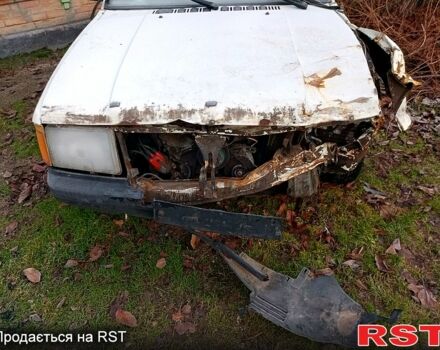 Белый Москвич / АЗЛК 2141, объемом двигателя 1.6 л и пробегом 190 тыс. км за 600 $, фото 1 на Automoto.ua