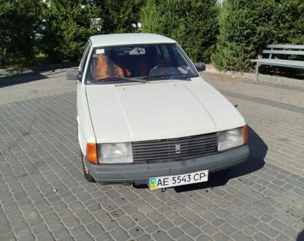 Москвич / АЗЛК 2141 1992 в Виннице на Automoto.ua Белый Москвич / АЗЛК 2141, объемом двигателя 1.5 л и пробегом 198 тыс. км за 435 $, фото 1 на Automoto.ua