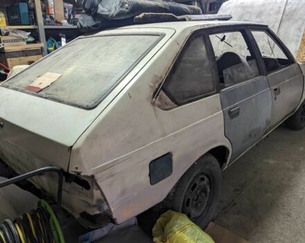 Білий Москвич / АЗЛК 2141, об'ємом двигуна 0 л та пробігом 100 тис. км за 350 $, фото 3 на Automoto.ua