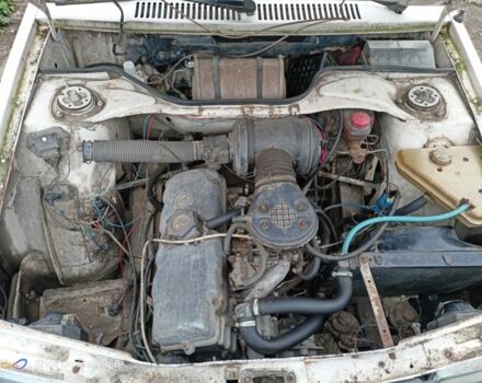 Белый Москвич / АЗЛК 2141, объемом двигателя 0 л и пробегом 200 тыс. км за 450 $, фото 4 на Automoto.ua