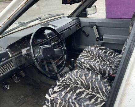 Белый Москвич / АЗЛК 2141, объемом двигателя 0 л и пробегом 250 тыс. км за 350 $, фото 4 на Automoto.ua