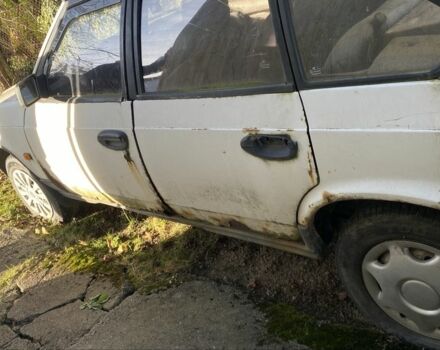 Білий Москвич / АЗЛК 2141, об'ємом двигуна 0 л та пробігом 182 тис. км за 260 $, фото 3 на Automoto.ua